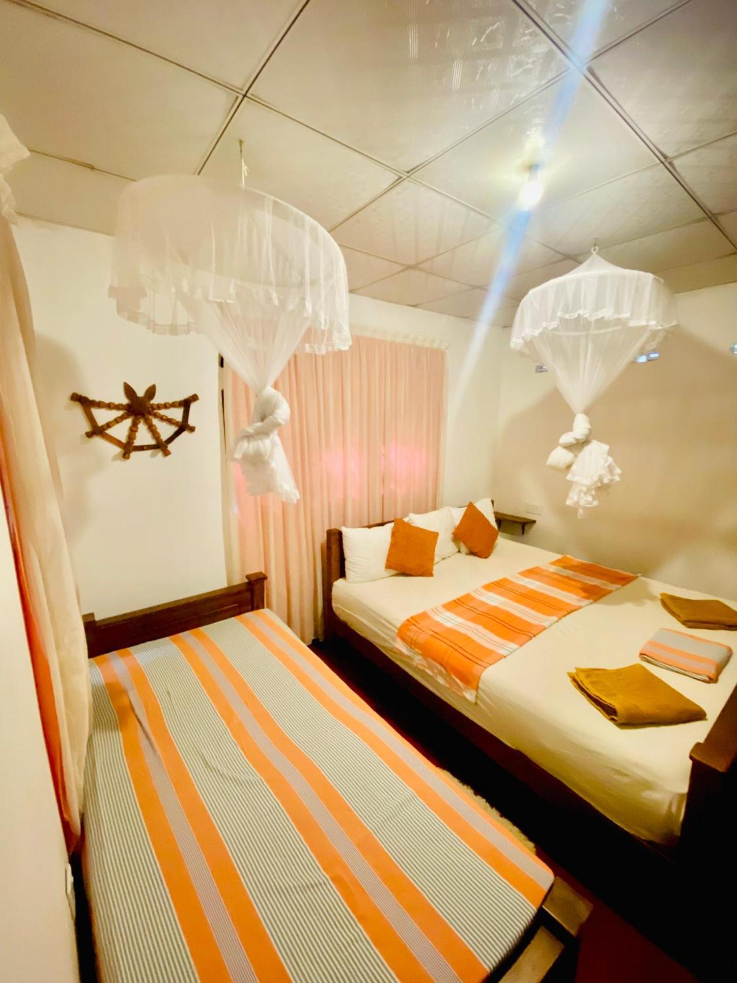 Pearl White House Appartement Udawalawe Buitenkant foto